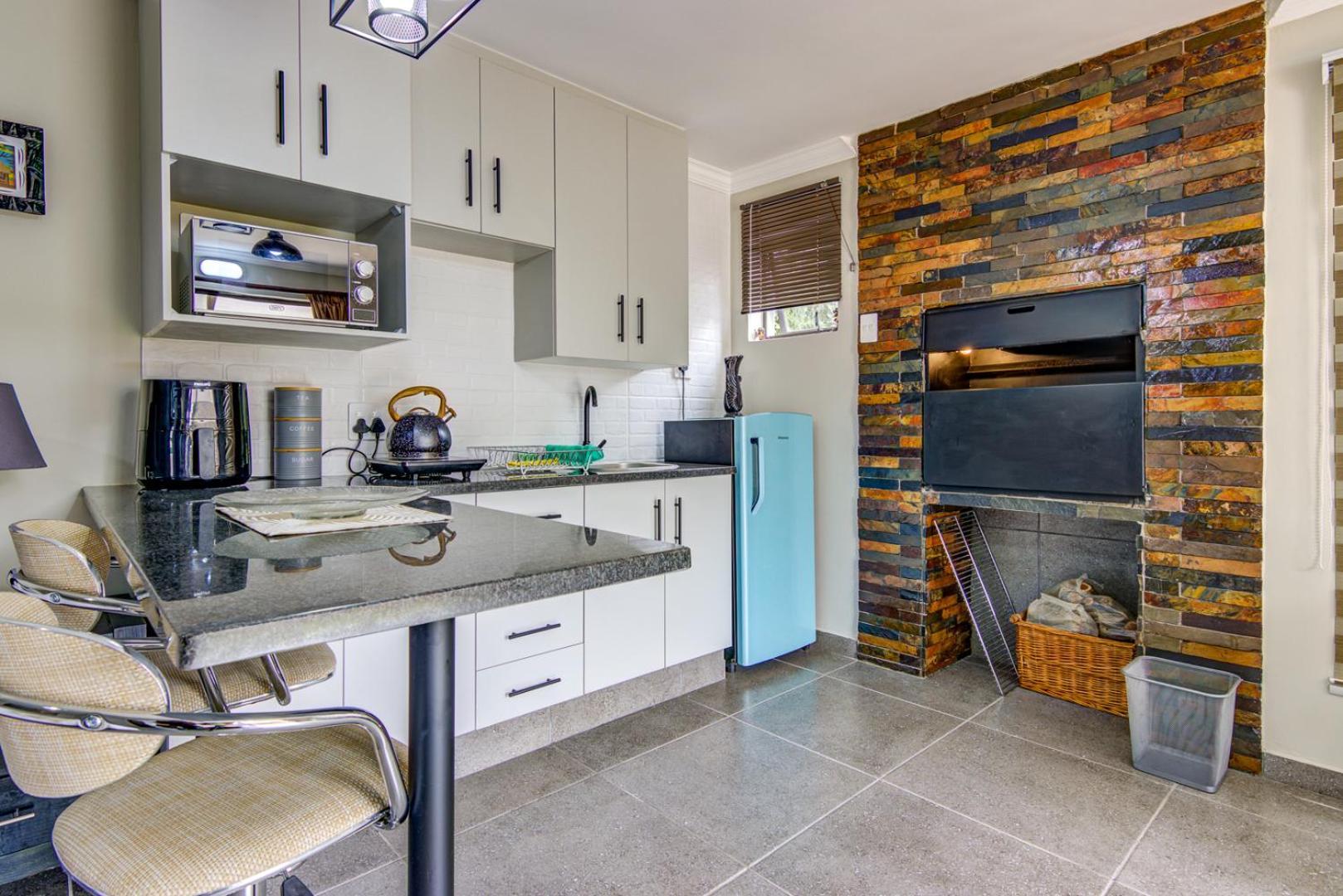 קמפטון פארק Lavender Villa No Loadshedding מראה חיצוני תמונה