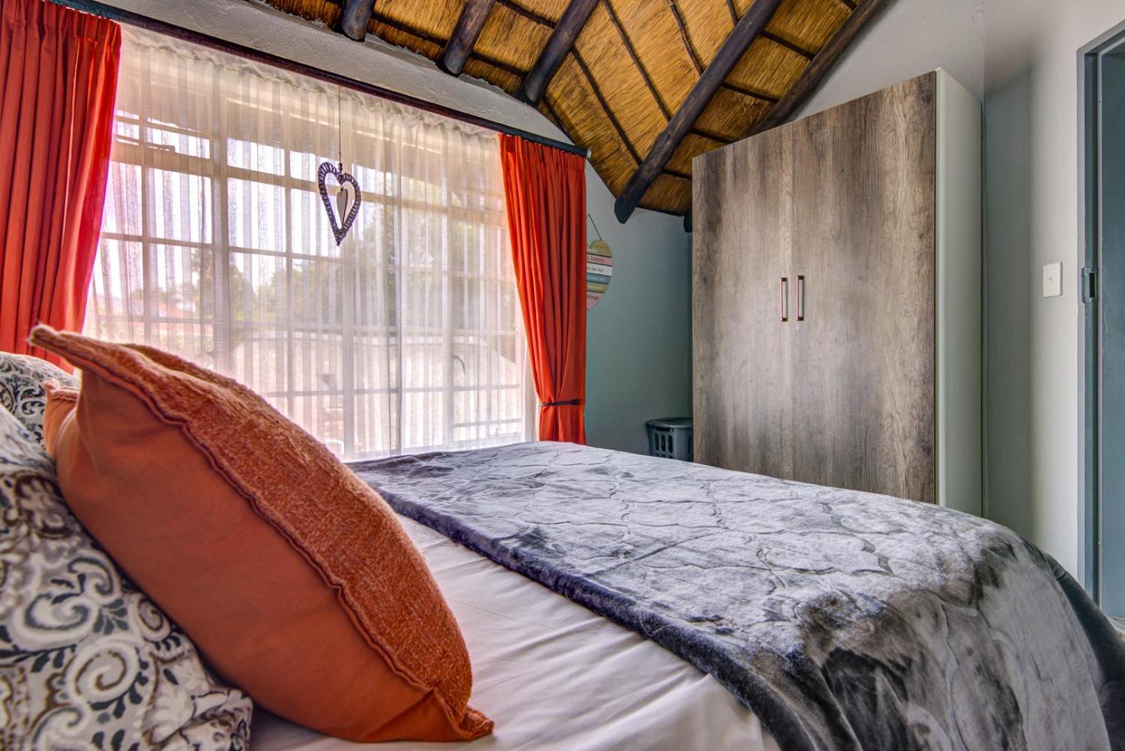 קמפטון פארק Lavender Villa No Loadshedding מראה חיצוני תמונה
